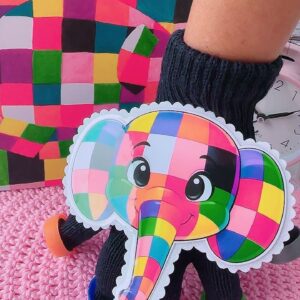 Luva Sapateadora " Elefante Elmer" Recurso físico.